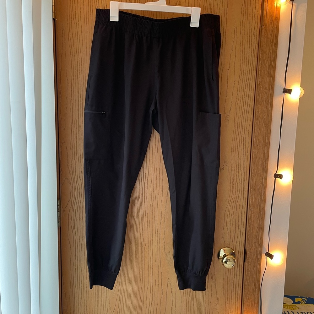 Women’s scrub pants